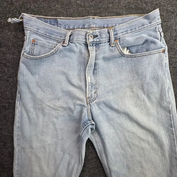 Levi's 550 Jeans Mens 36x32 Light Wash Blue Relaxed Fit Tapered Leg (Fits 34x31) - Picture 3 of 14